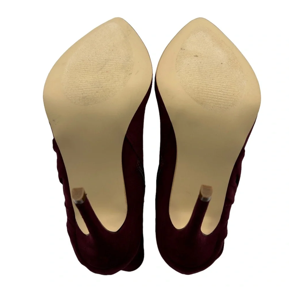 JustFab Karolina Faux‎ Suede Ankle Booties NWOT (9)